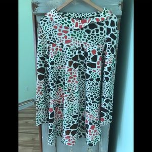 Dress/isle apparel